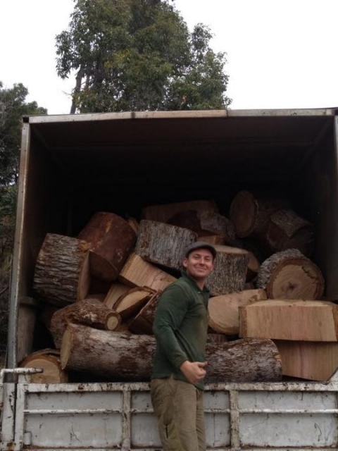 Land Clearing in Perth - loading logs